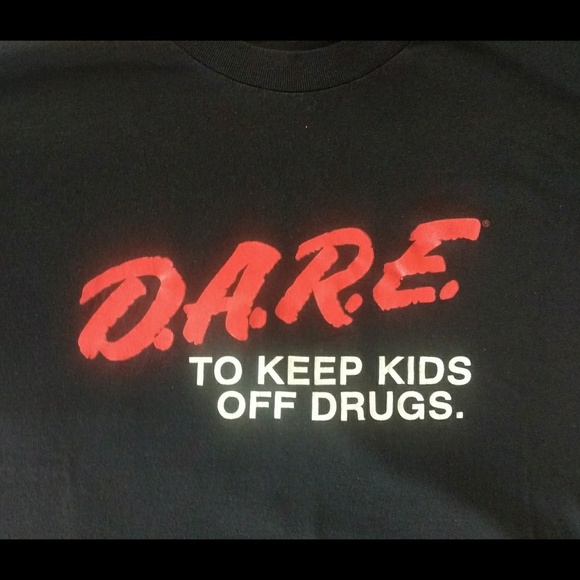 Vintage DARE To Keep Kids Off Drugs T Shirt XL 90s - Picture 2 of 4